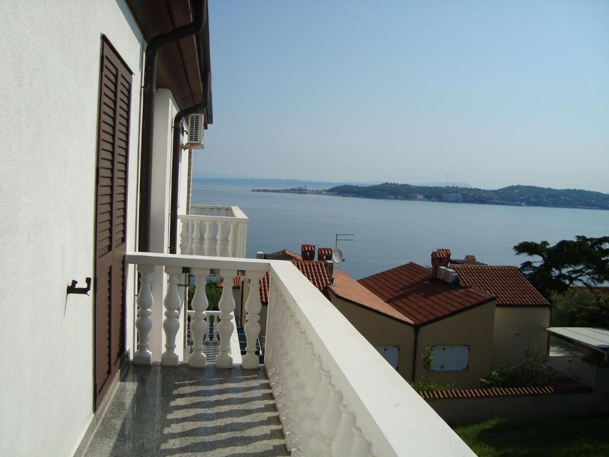 Apartman Carmen Crveni Vrh Exterior foto